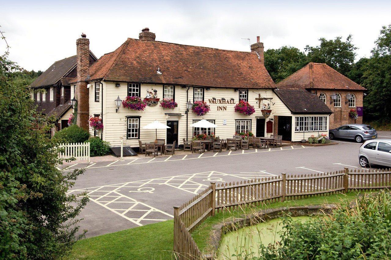 Premier Inn Tonbridge Exterior photo