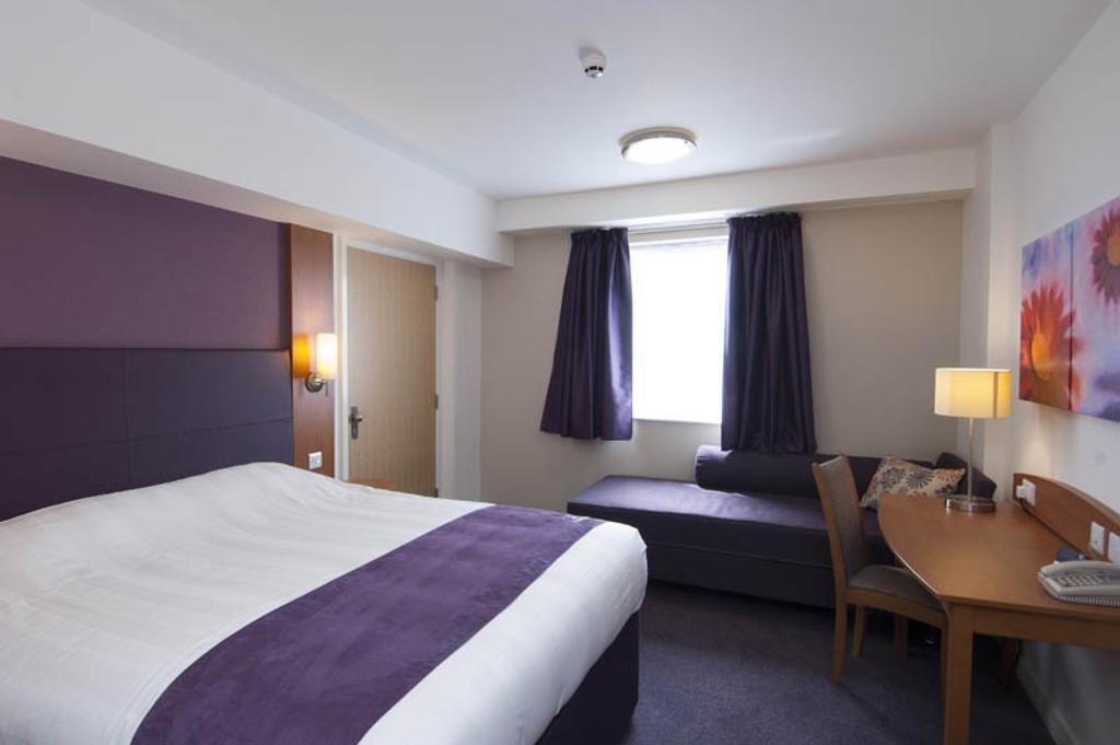 Premier Inn Tonbridge Room photo
