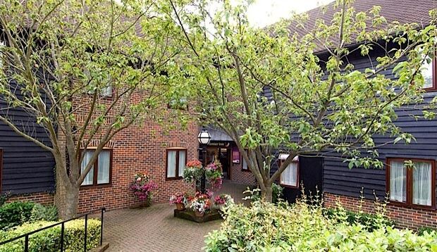 Premier Inn Tonbridge Exterior photo